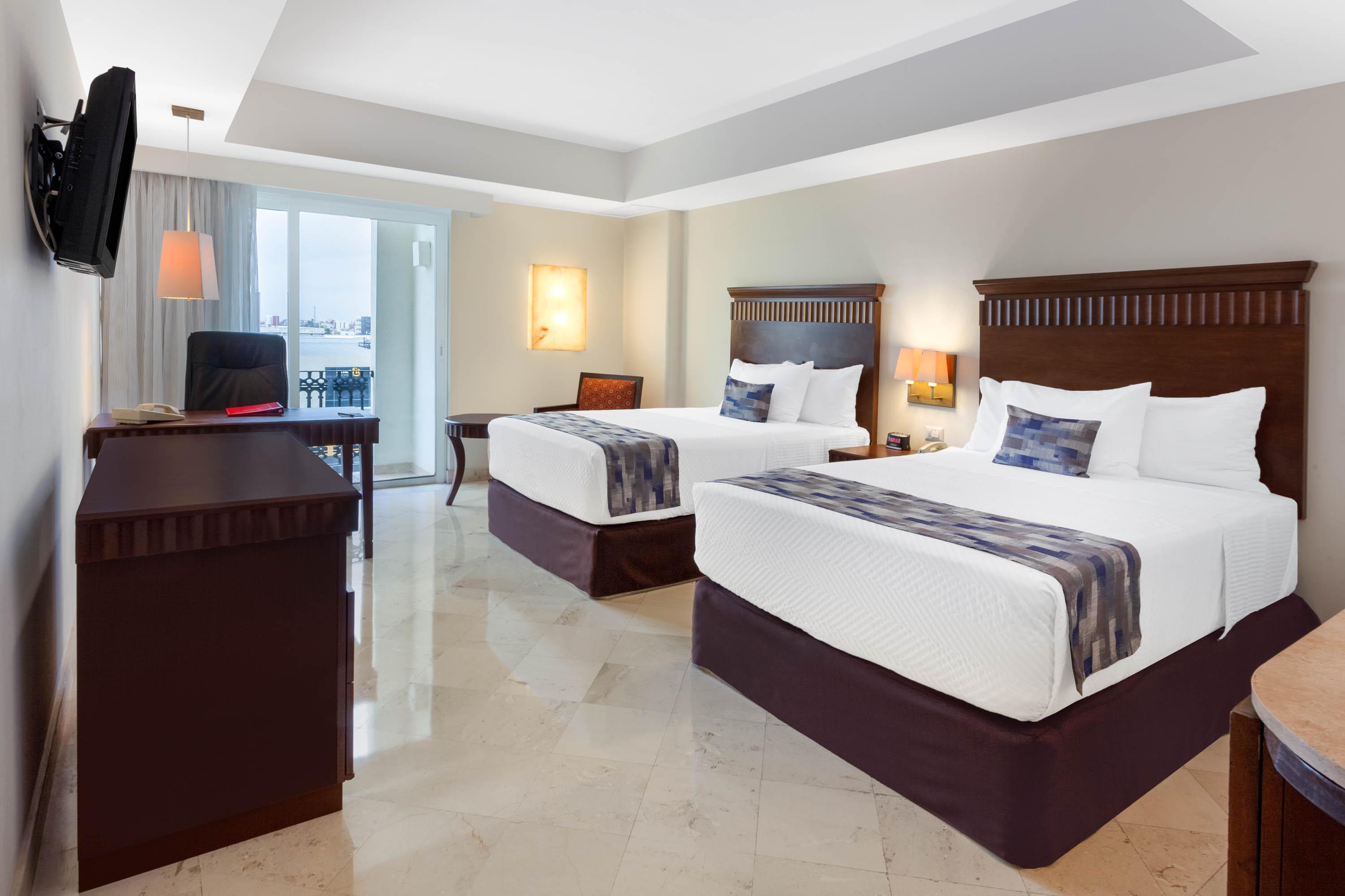 Ramada Plaza By Wyndham Veracruz Boca Del Rio Bagian luar foto