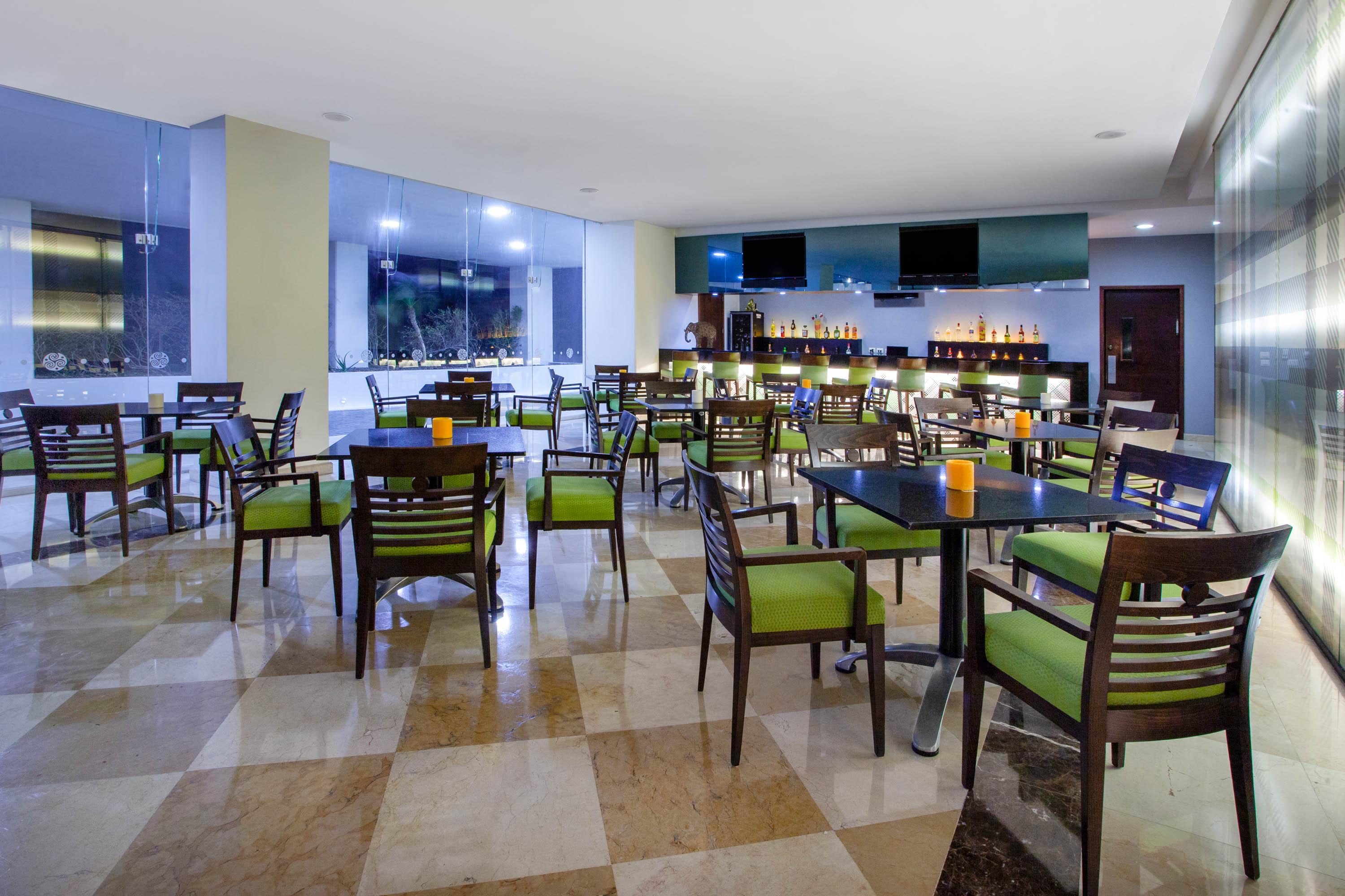 Ramada Plaza By Wyndham Veracruz Boca Del Rio Bagian luar foto