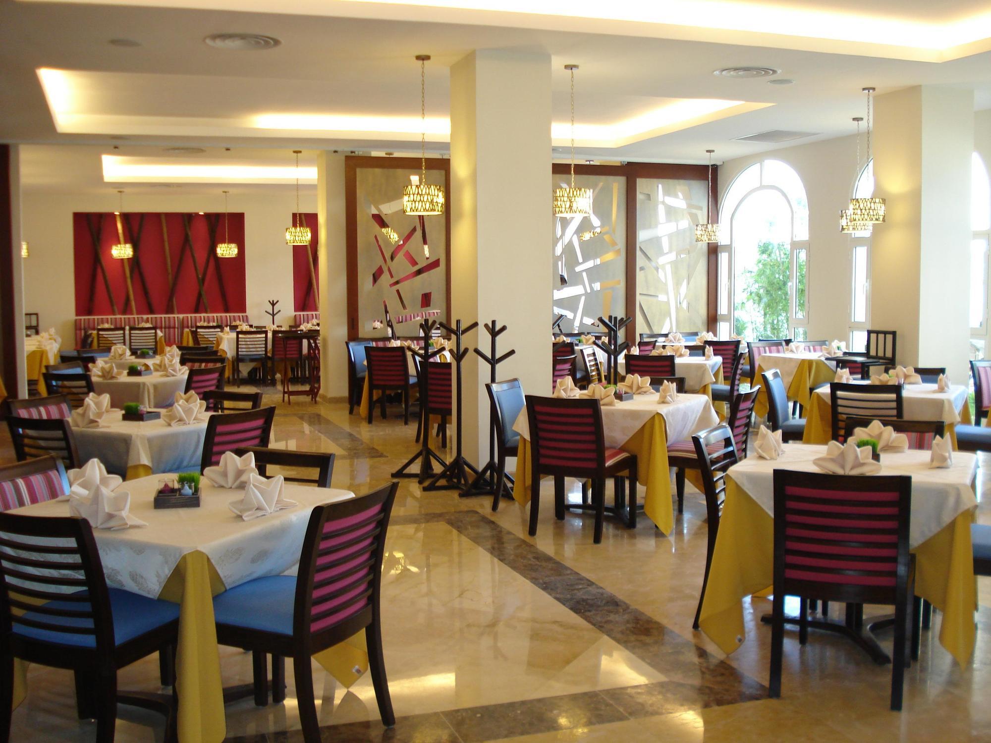 Ramada Plaza By Wyndham Veracruz Boca Del Rio Bagian luar foto