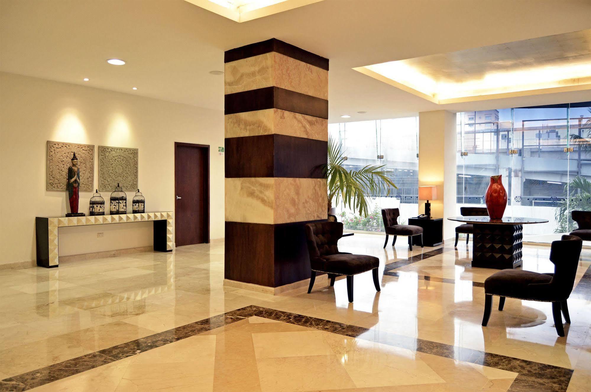 Ramada Plaza By Wyndham Veracruz Boca Del Rio Bagian luar foto
